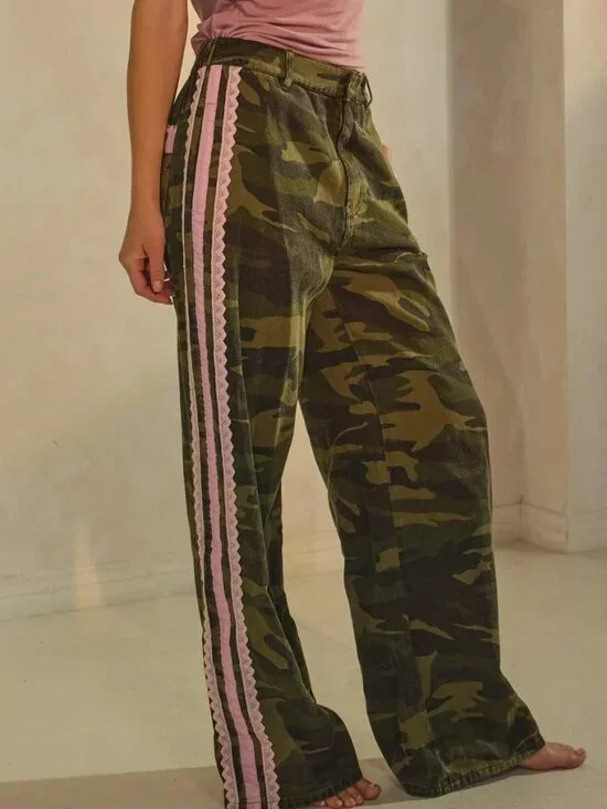 Oddi Los Angeles Washer Camo Wide Leg Pants with Pink Lace Trim S - Picture 3 of 16